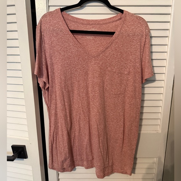 Universal Thread Tops - Target T-shirt